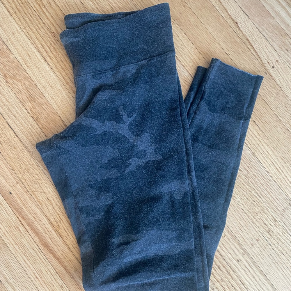 TNA Camo Leggings